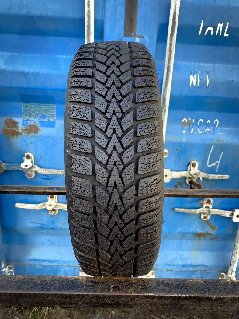 Б/у шина 195/50 R15 Dunlop SP Winter Response, фото 1
