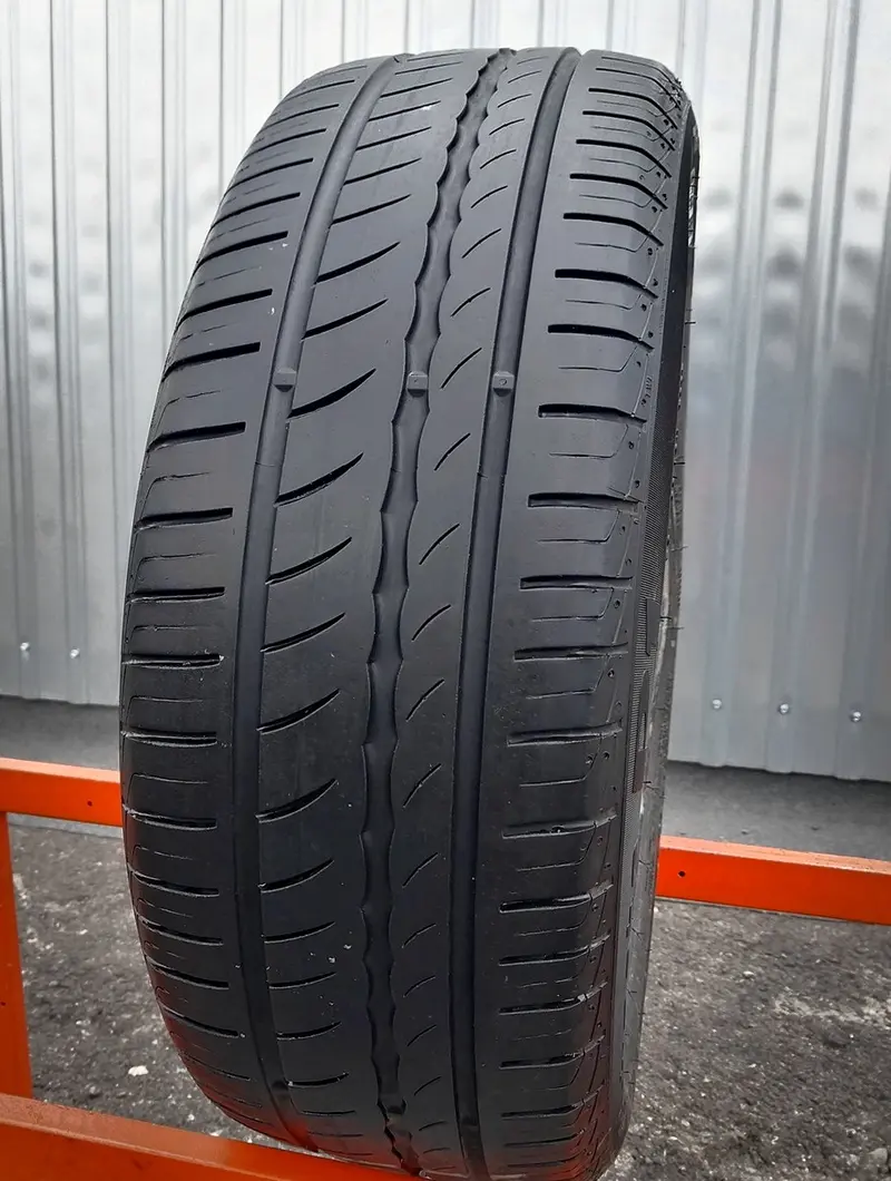 Б/у шина 195/50 R15 Pirelli P 1 Cinturato, фото 1