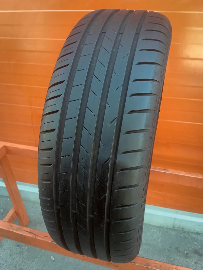 Б/у шина 195/50 R16 Vredestein Ultrac