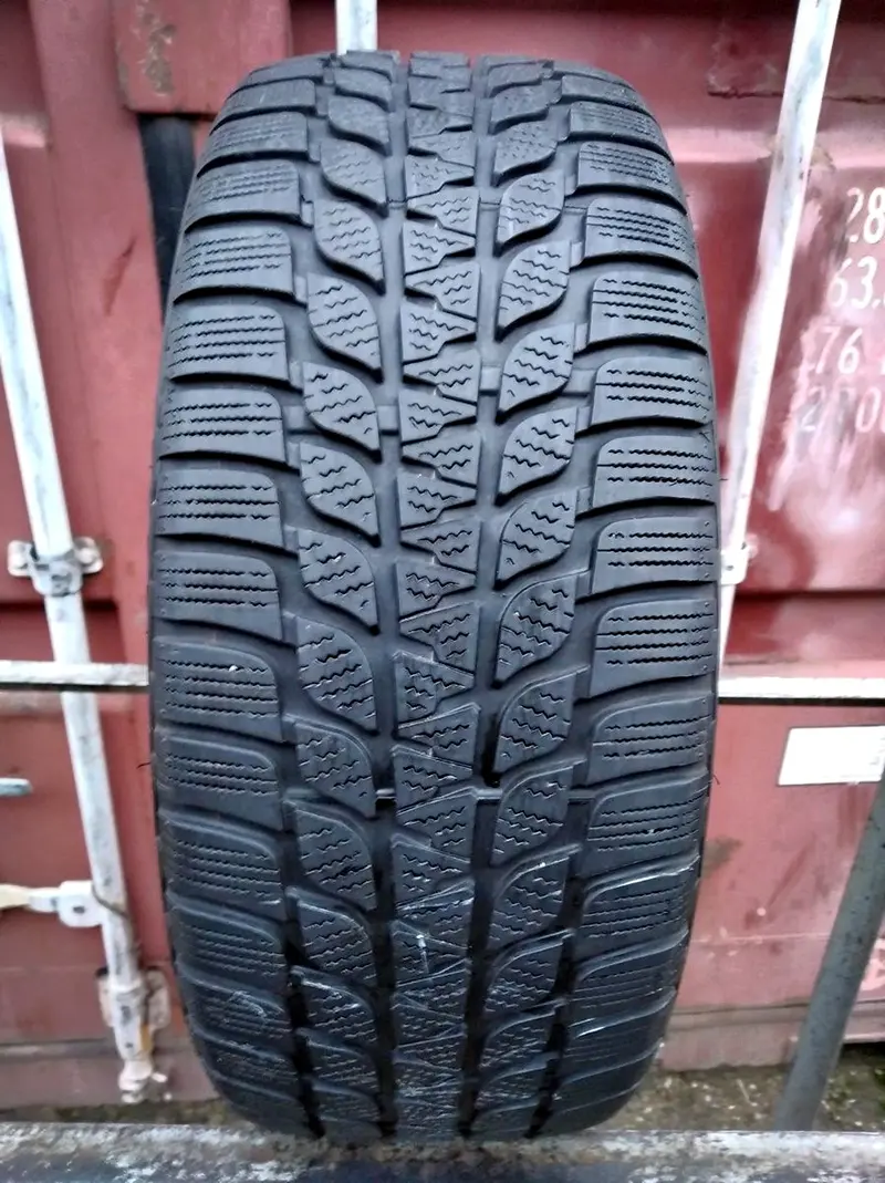 Б/у шина 195/55 R15 Bridgestone Blizzak LM25