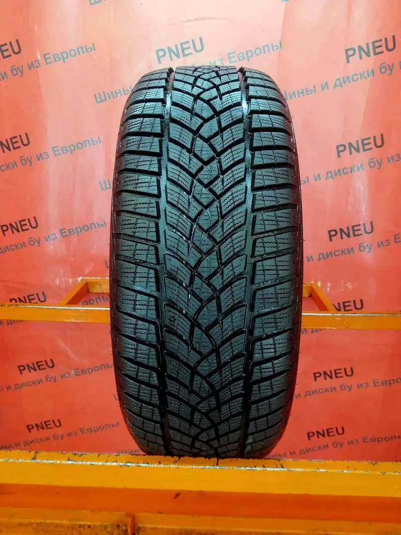 Б/у шина 195/55 R15 Goodyear Ultra Grip Perfomance GEN-1