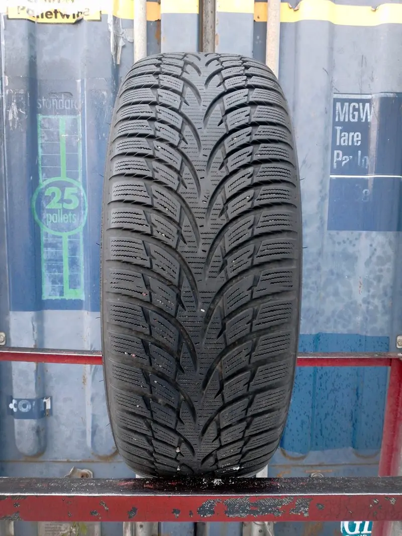 Б/у шина 195/55 R15 Nokian WR D3