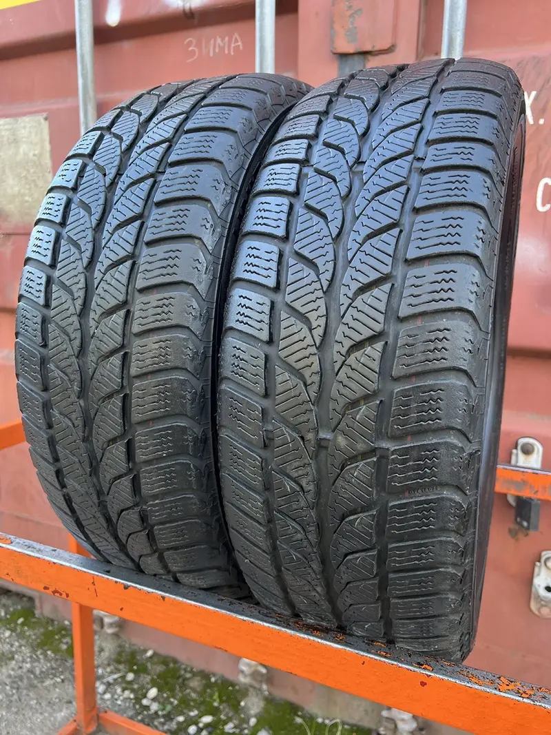 Пара б/у шин 195/55 R15 Uniroyal MS Plus 66