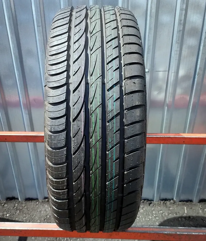 Б/у шина 195/55 R15 Yokohama Blu Earth AE01A