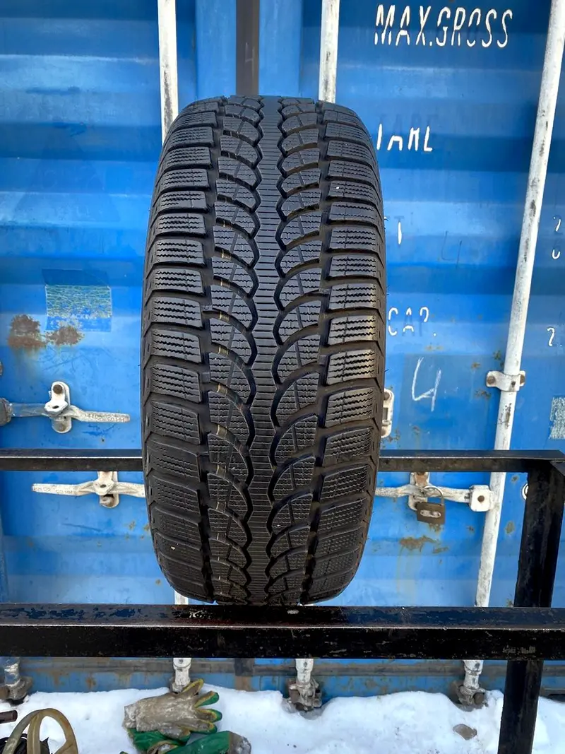 Б/у шина 195/55 R16 Bridgestone Blizzak LM32, фото 1