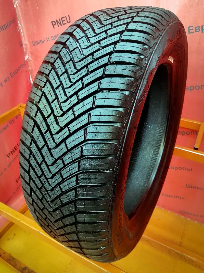 Б/у шина 195/55 R16 Continental AllSeasonContact