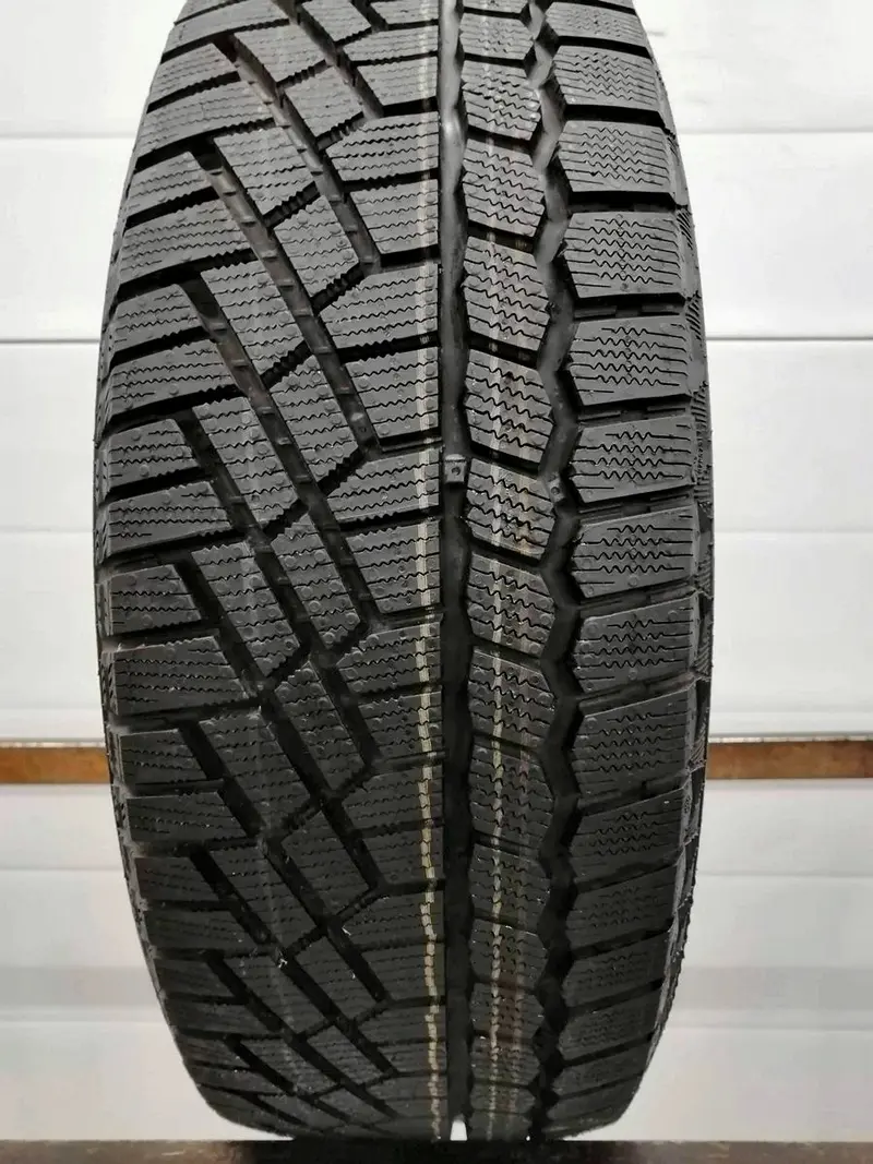 Б/у шина 195/55 R16 Continental ContiVikingContact 5