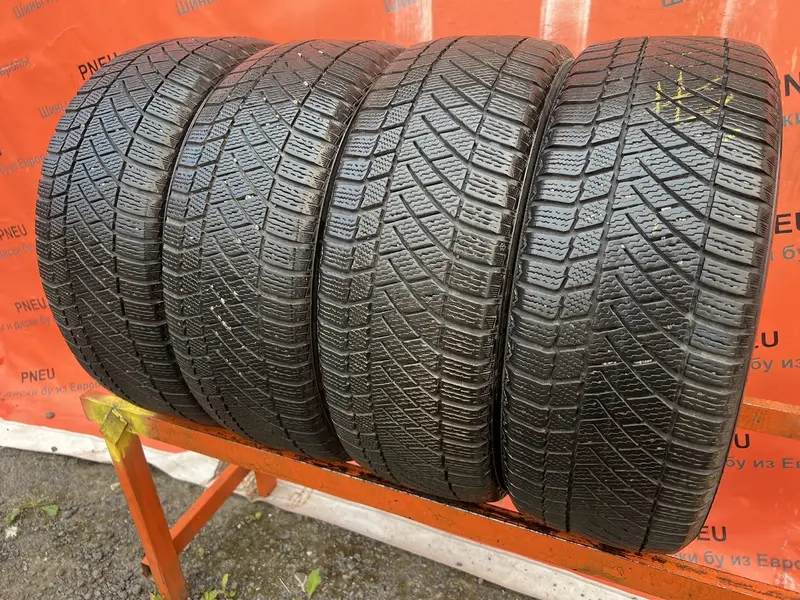 Комплект б/у шин 195/55 R16 Continental ContiVikingContact 6