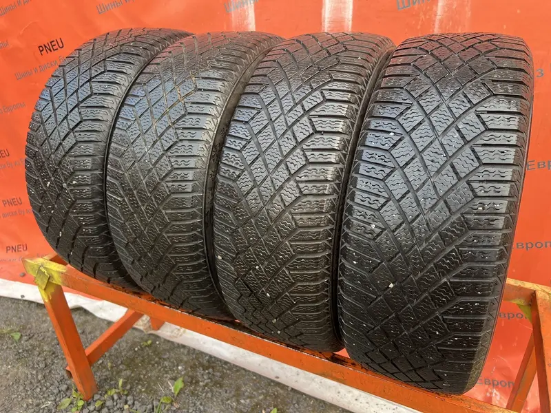 Комплект б/у шин 195/55 R16 Continental ContiVikingContact 7