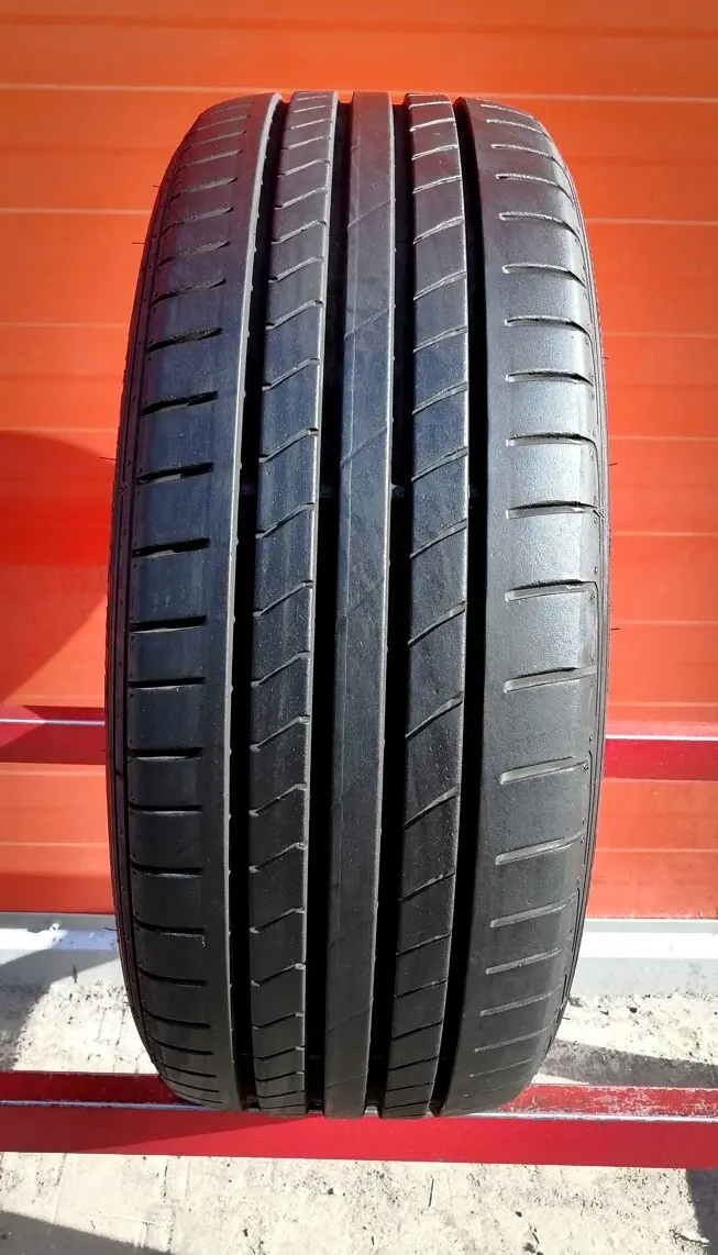 Б/у шина 195/55 R16 Dunlop SP Sport Maxx TT RFT