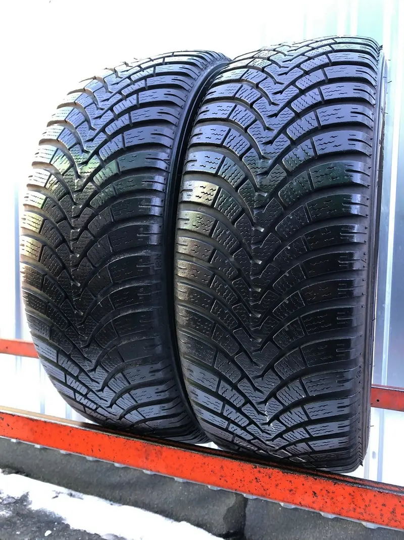 Пара б/у шин 195/55 R16 Falken Eurowinter HS01