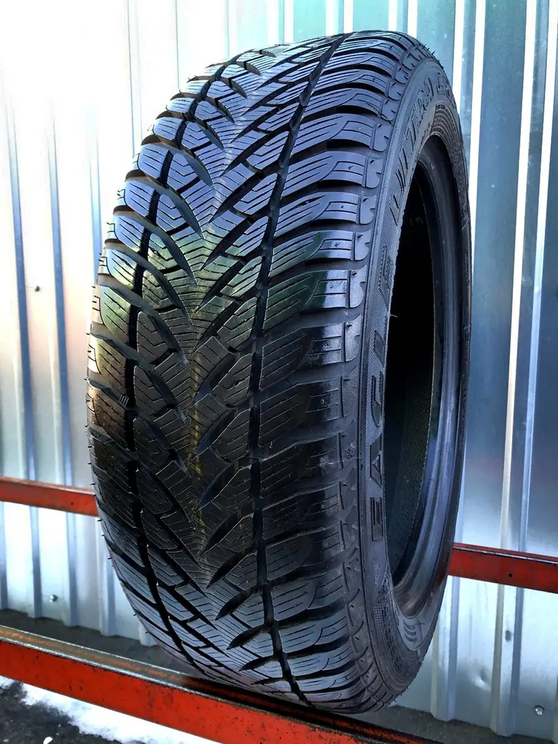 Б/у шина 195/55 R16 Goodyear Eagle Ultra Grip GW-3 RunFlat