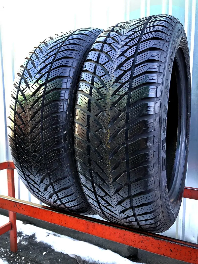 Пара б/у шин 195/55 R16 Goodyear Eagle Ultra Grip GW-3 RunFlat