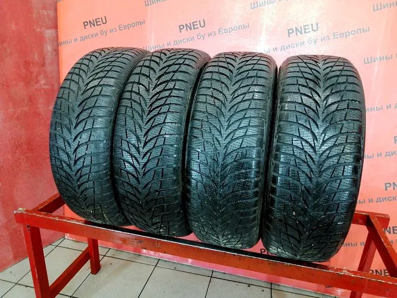 Комплект б/у шин 195/55 R16 Goodyear Ultra Grip 7+ RunFlat