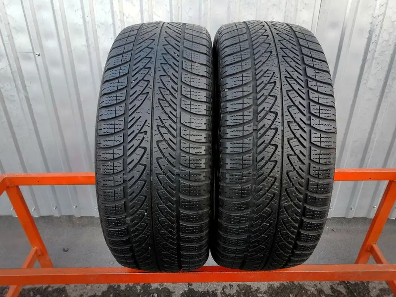 Пара б/у шин 195/55 R16 Goodyear Ultra Grip 8 Performance