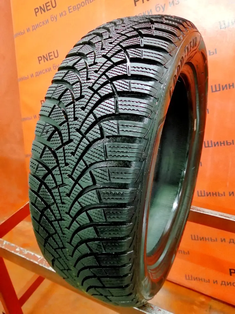 Б/у шина 195/55 R16 Goodyear Ultra Grip 9+