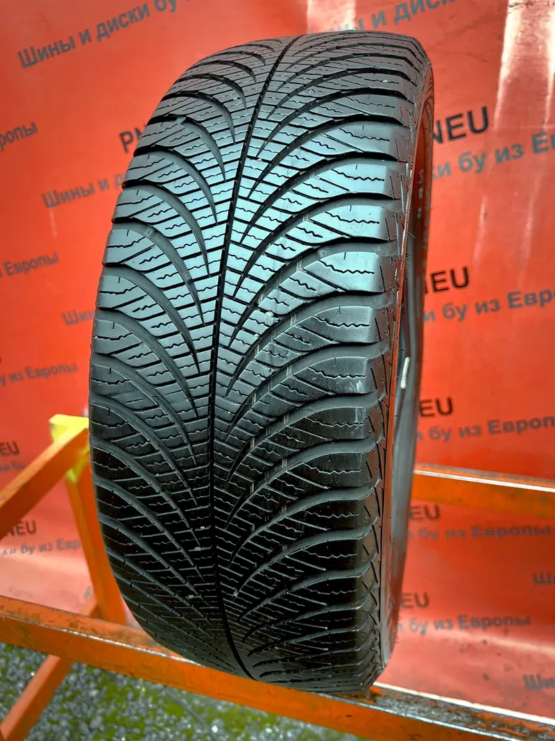 Б/у шина 195/55 R16 Goodyear Vector 4Seasons Gen-2