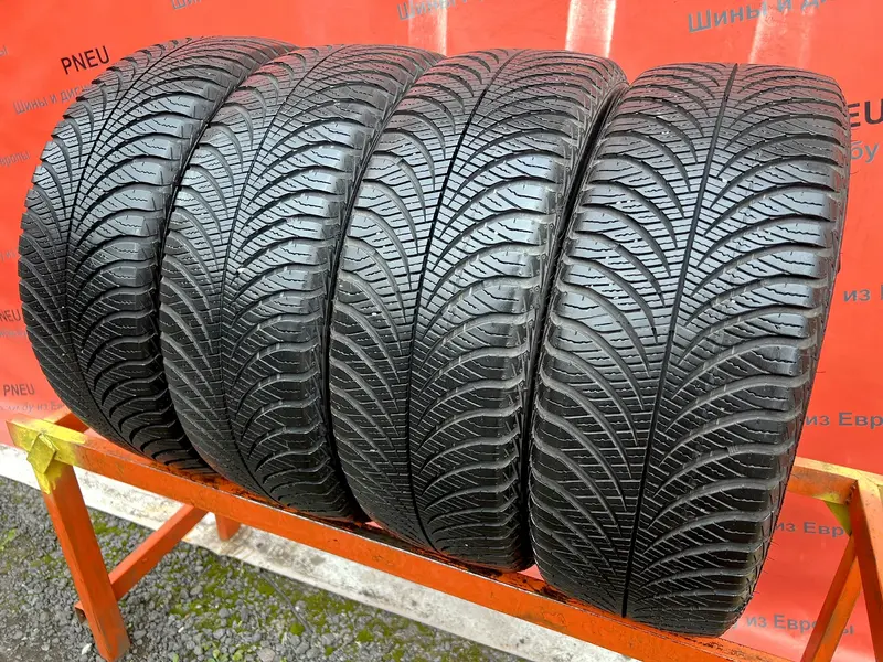 Комплект б/у шин 195/55 R16 Goodyear Vector 4Seasons Gen-2
