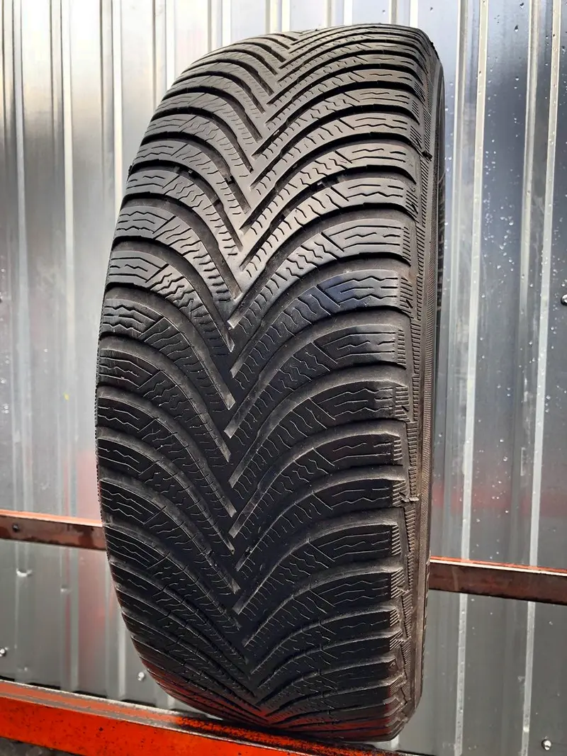 Б/у шина 195/55 R16 Michelin Alpin 5