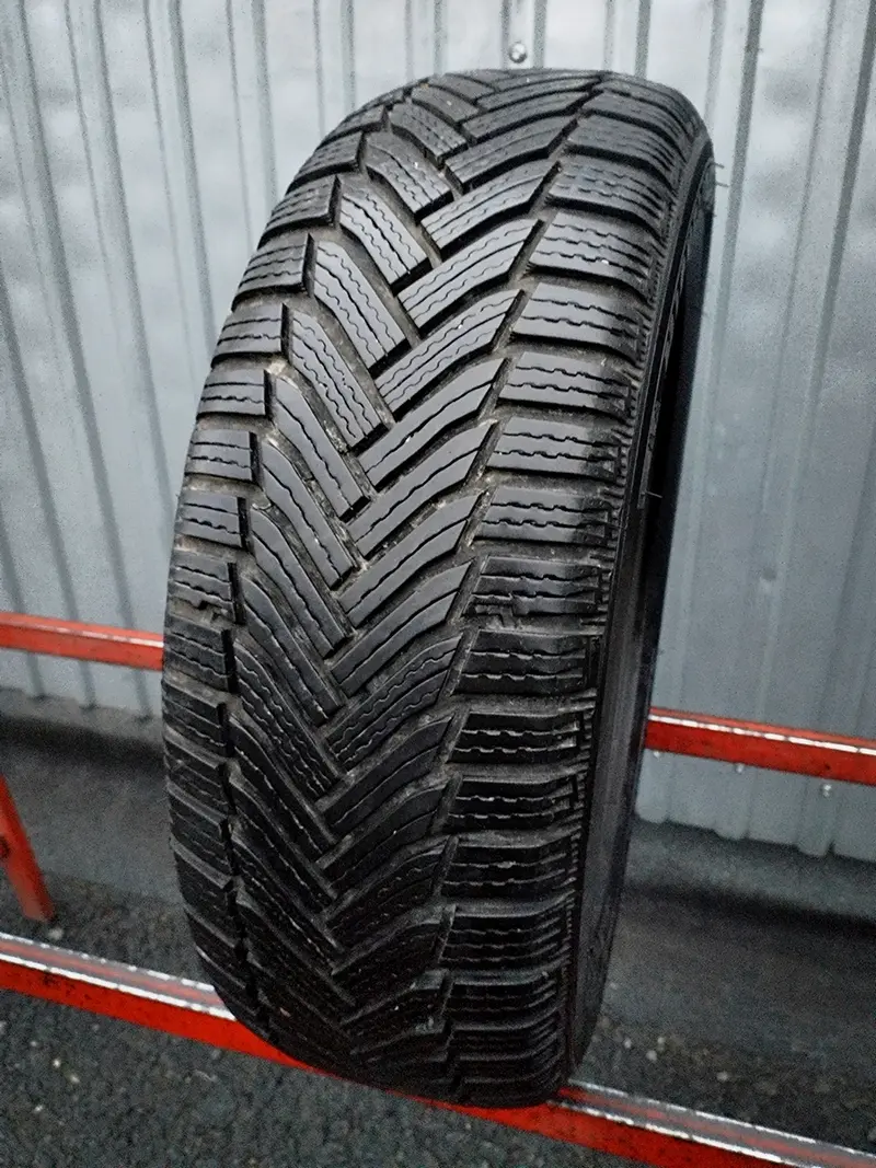 Б/у шина 195/55 R16 Michelin Alpin 6