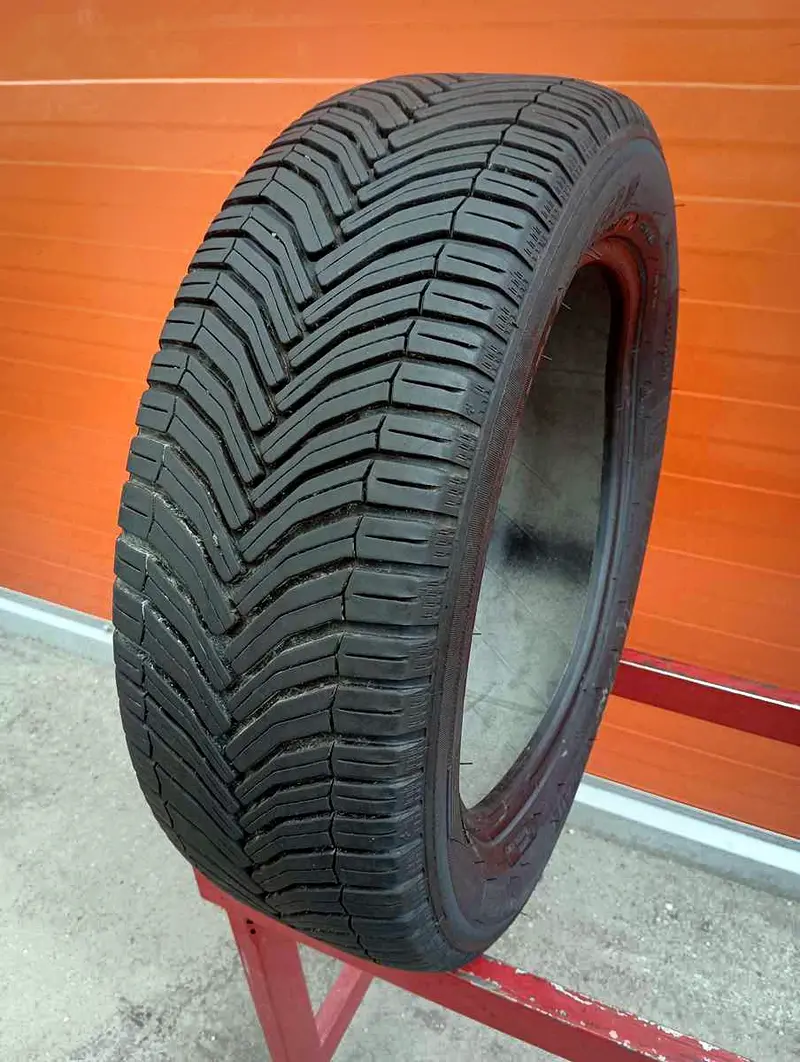 Б/у шина 195/55 R16 Michelin CrossClimate
