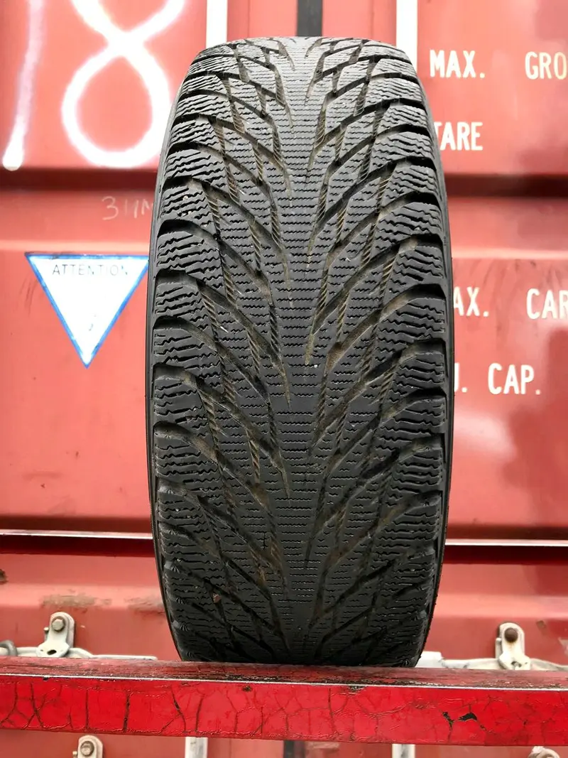 Б/у шина 195/55 R16 Nokian Hakkapeliitta R2