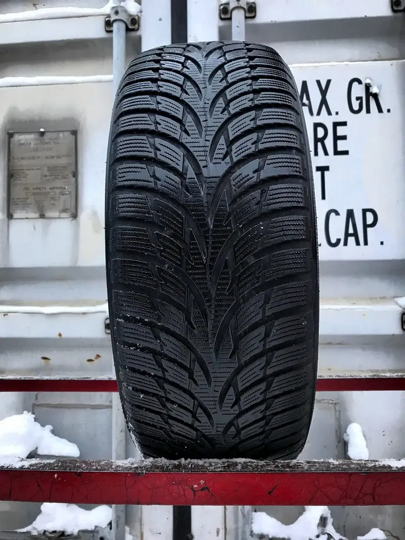Б/у шина 195/55 R16 Nokian WR D3