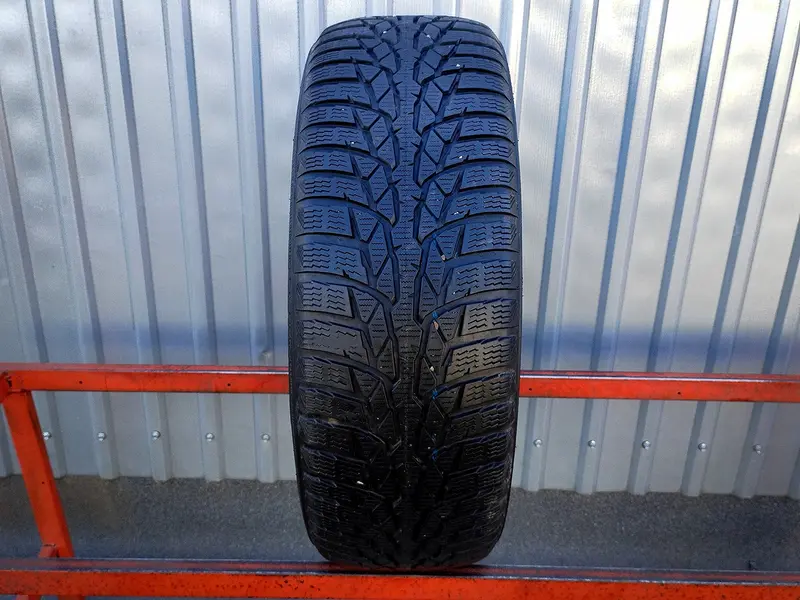 Б/у шина 195/55 R16 Nokian WR D4