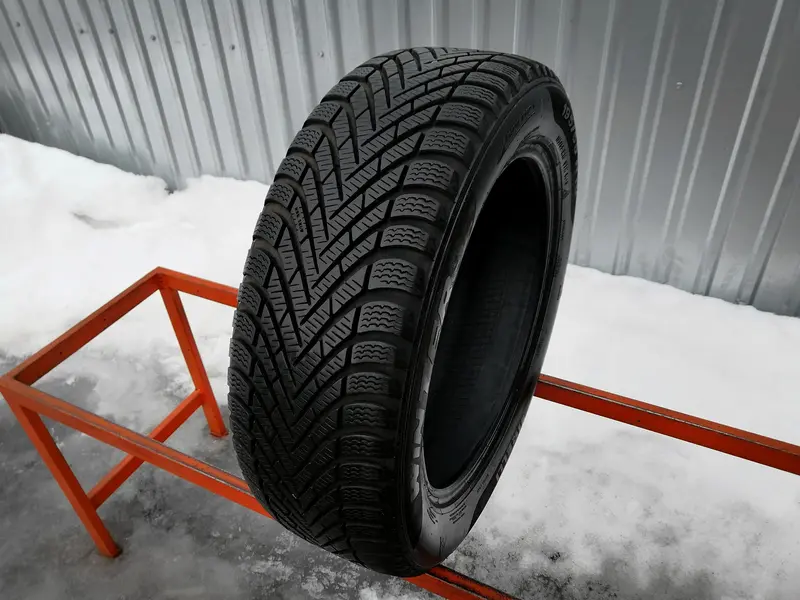 Б/у шина 195/55 R16 Pirelli Winter Cinturato
