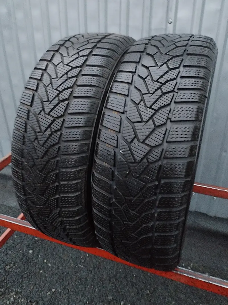 Пара б/у шин 195/55 R16 Uniroyal WinterExpert