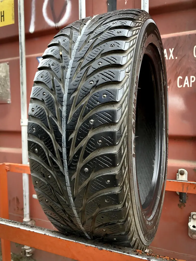 Б/у шина 195/55 R16 Yokohama Ice Guard IG35