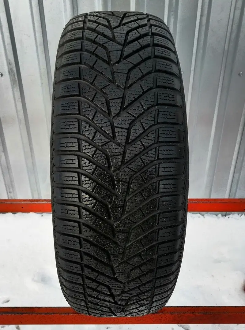 Б/у шина 195/55 R16 Yokohama W.drive V905
