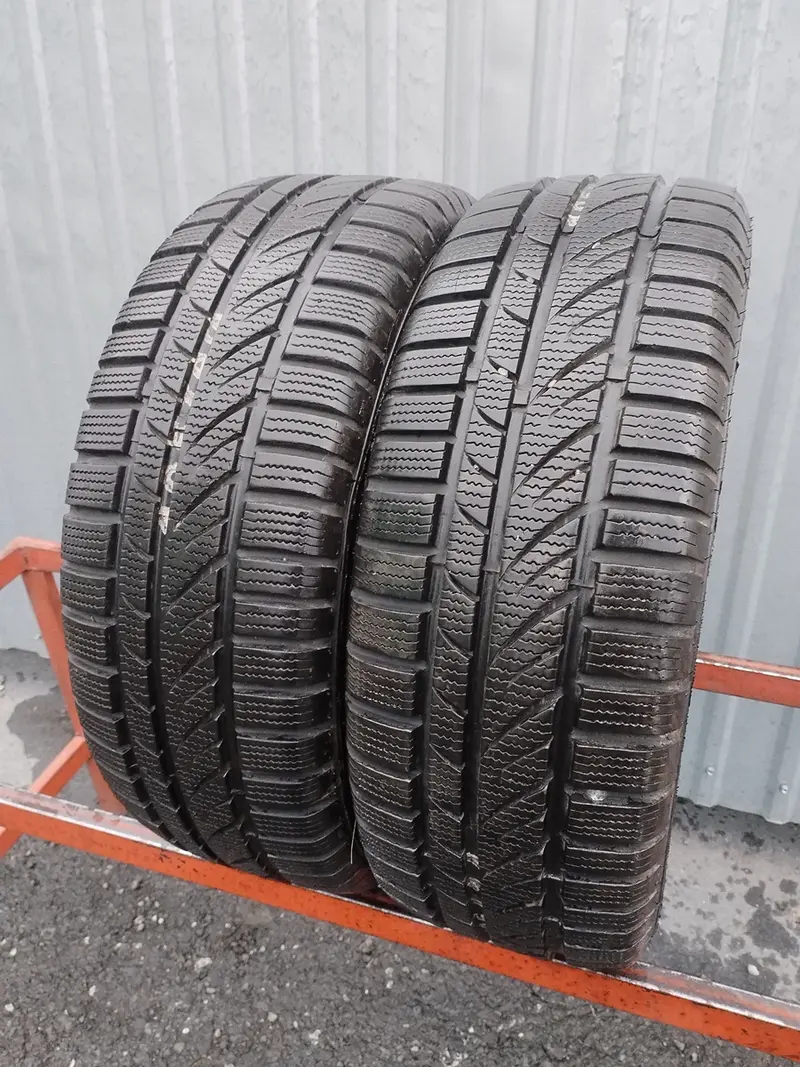 Пара б/у шин 195/60 R14 Infinity INF-049 Winter Hero
