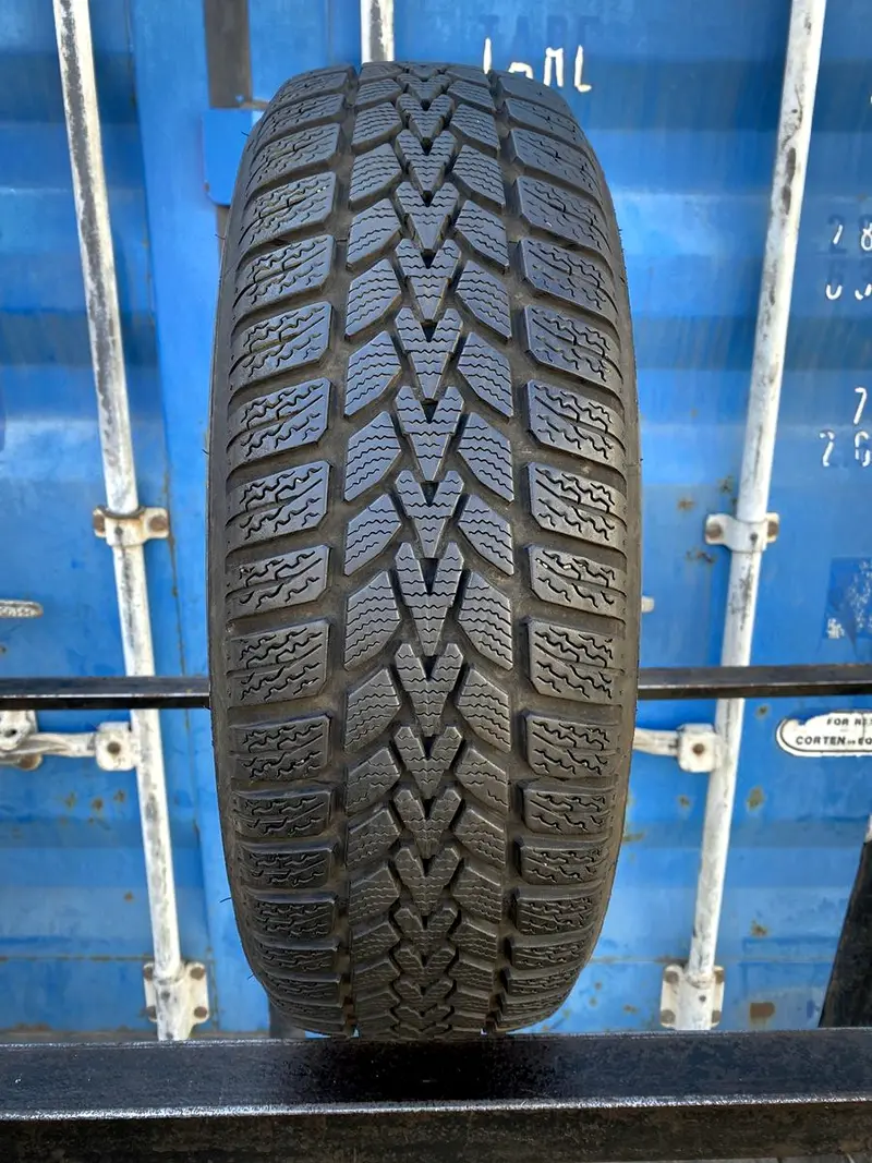 Б/у шина 195/60 R15 Dunlop SP Winter Response 2