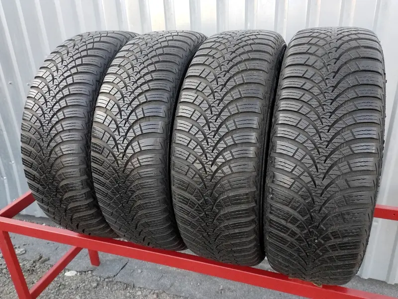 Комплект б/у шин 195/60 R15 ESA-Tecar Super Grip 7+