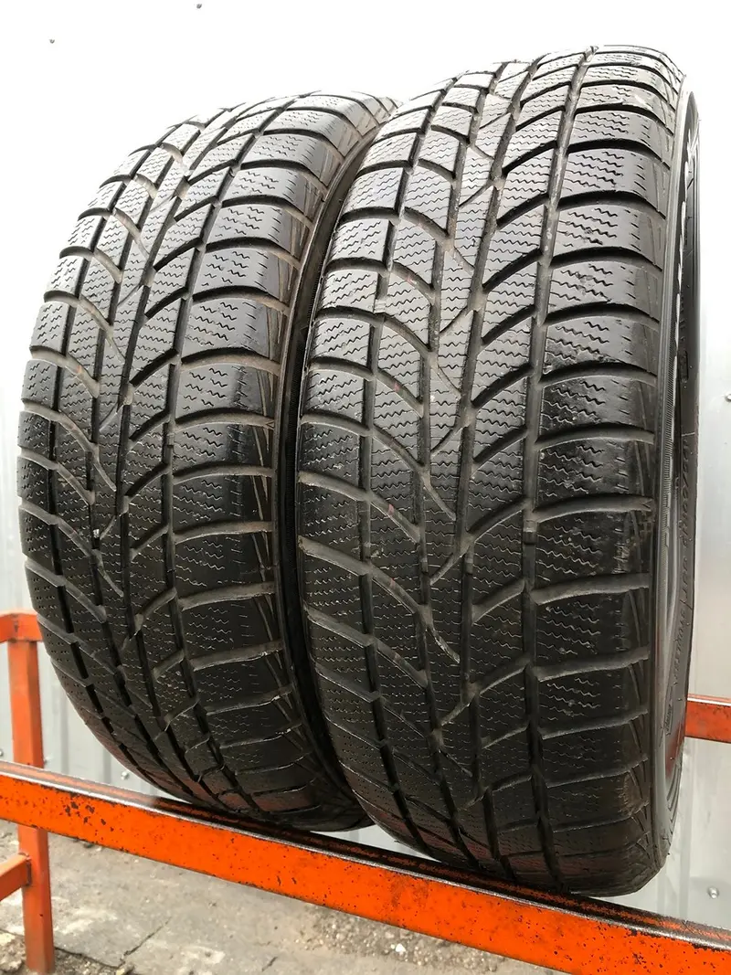 Пара б/у шин 195/60 R15 Hankook Winter I Cept RS W442