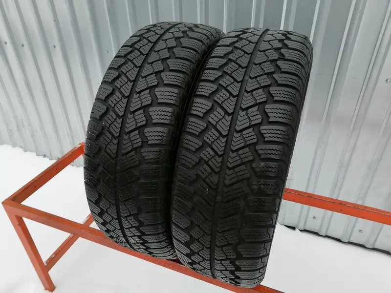 Пара б/у шин 195/60 R15 Kormoran SnowPro