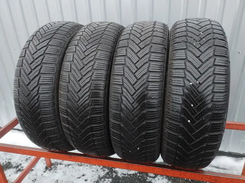 Комплект б/у шин 195/60 R15 Michelin Alpin 6