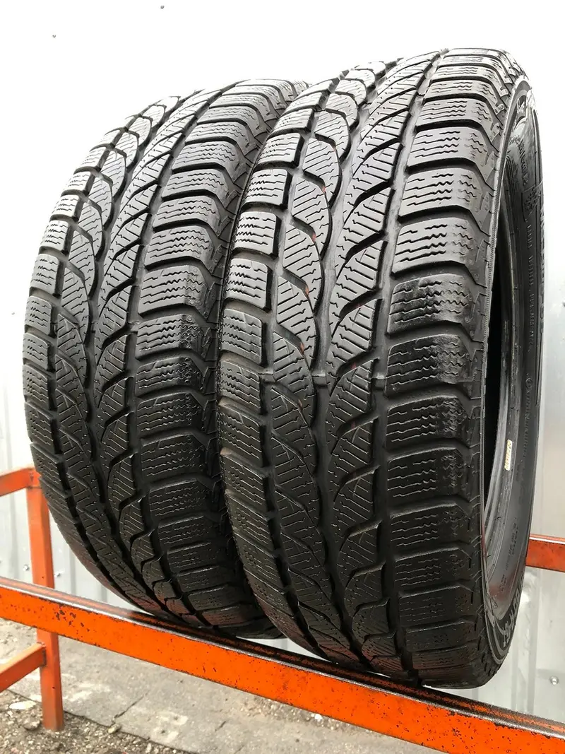 Пара б/у шин 195/60 R15 Uniroyal MS Plus 66