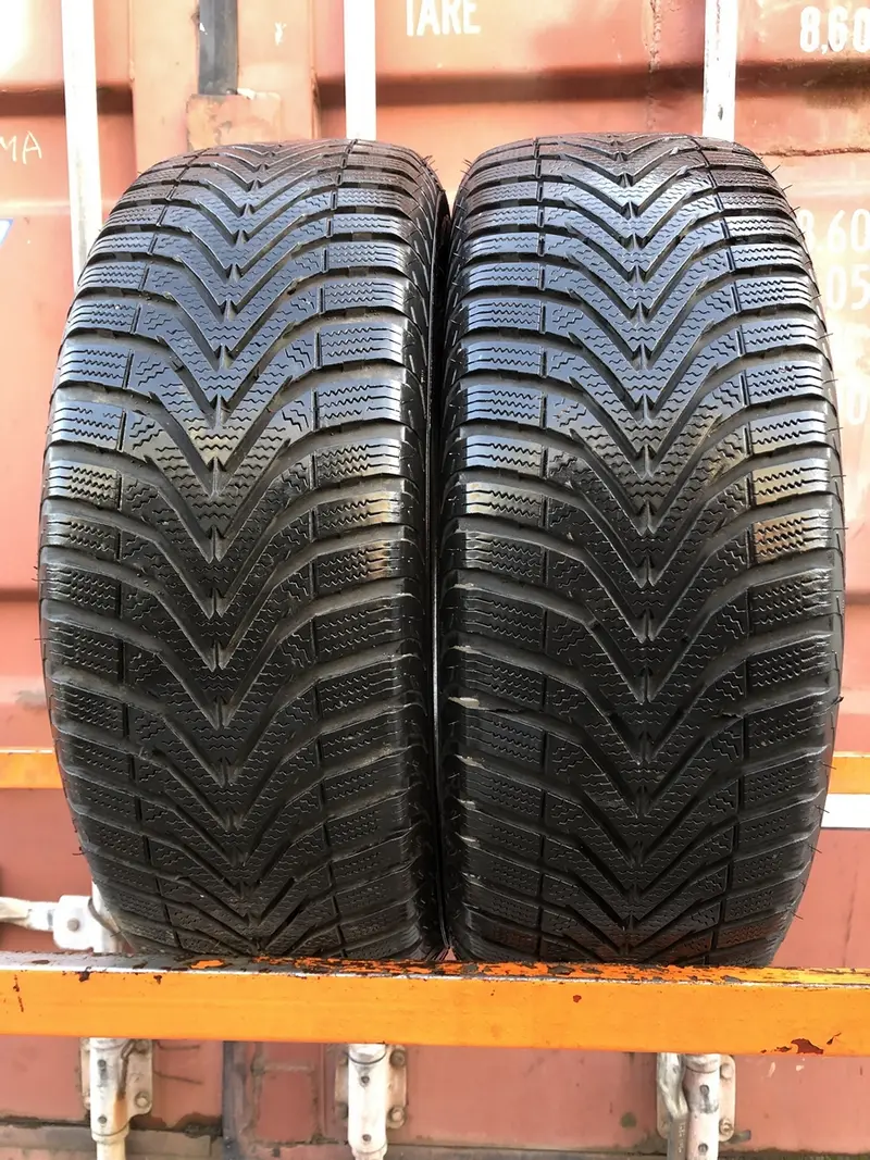Пара б/у шин 195/60 R15 Vredestein Snowtrac 5