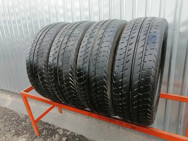 Комплект б/у шин 195/60 R16C Continental VancoContact2