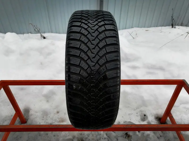 Б/у шина 195/60 R16 Falken Eurowinter HS01