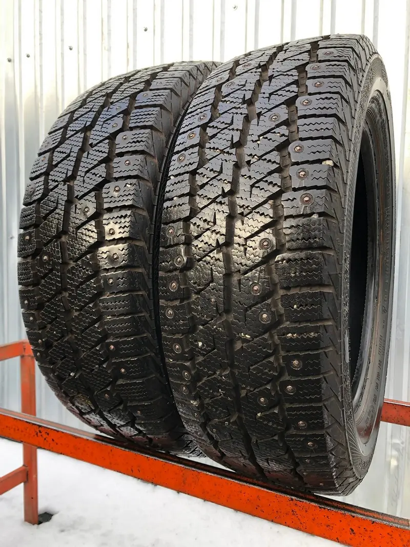 Пара б/у шин 195/60 R16C Gislaved Nord Frost VAN