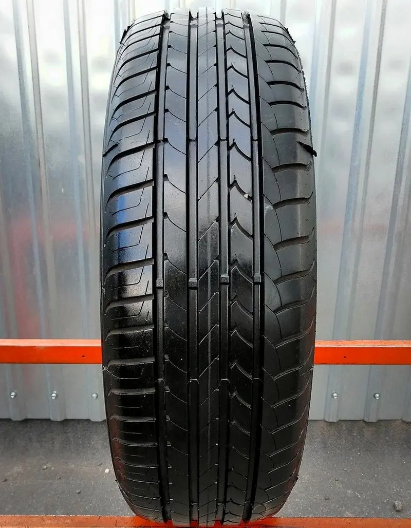 Б/у шина 195/60 R16 Goodyear EfficientGrip