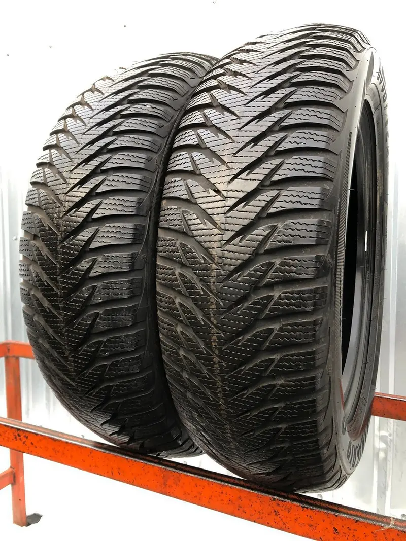 Пара б/у шин 195/60 R16C Goodyear Ultra Grip 8