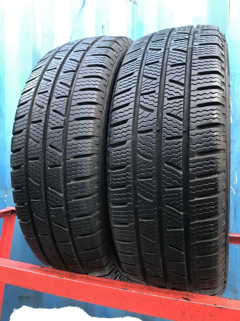 Пара б/у шин 195/60 R16C Pirelli Carrier Winter, фото 1