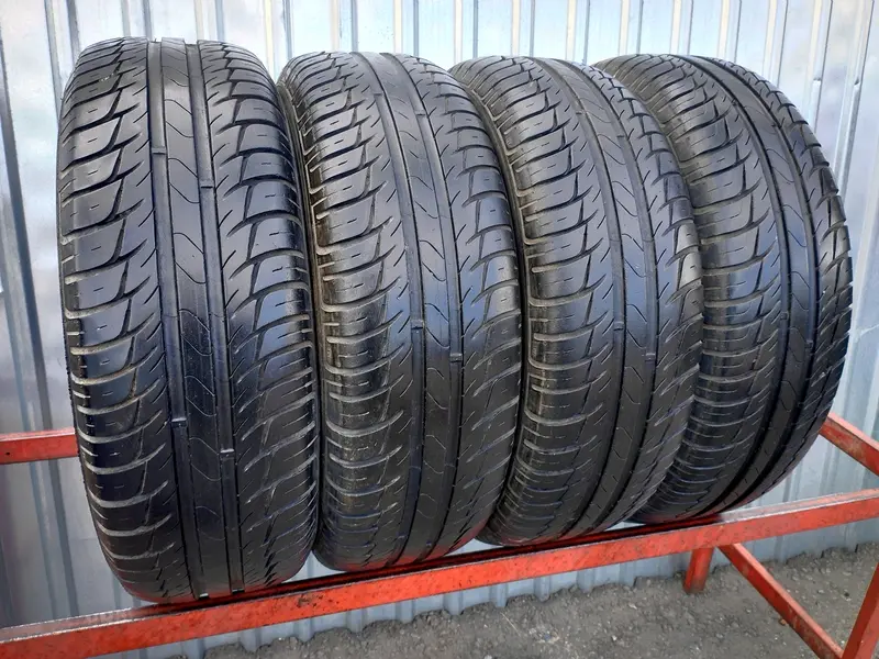 Комплект б/у шин 195/65 R14 Kleber Dynaxer HP2