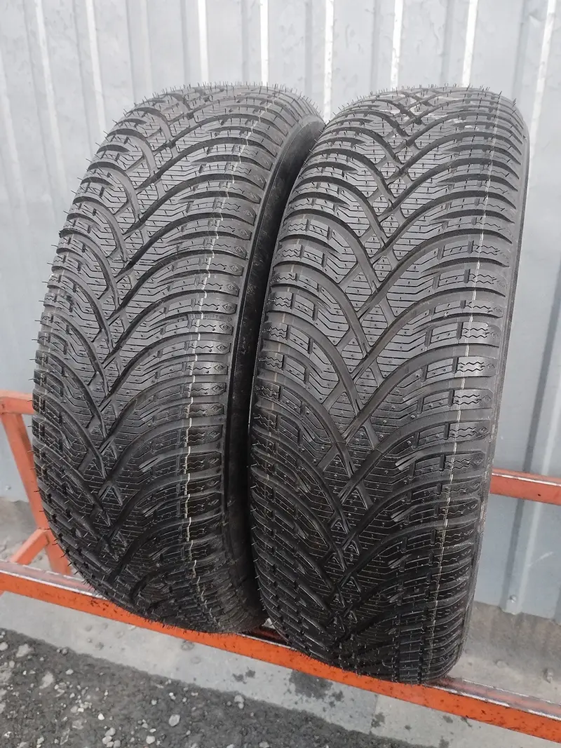 Пара б/у шин 195/65 R15 BFGoodrich G-Force Winter 2