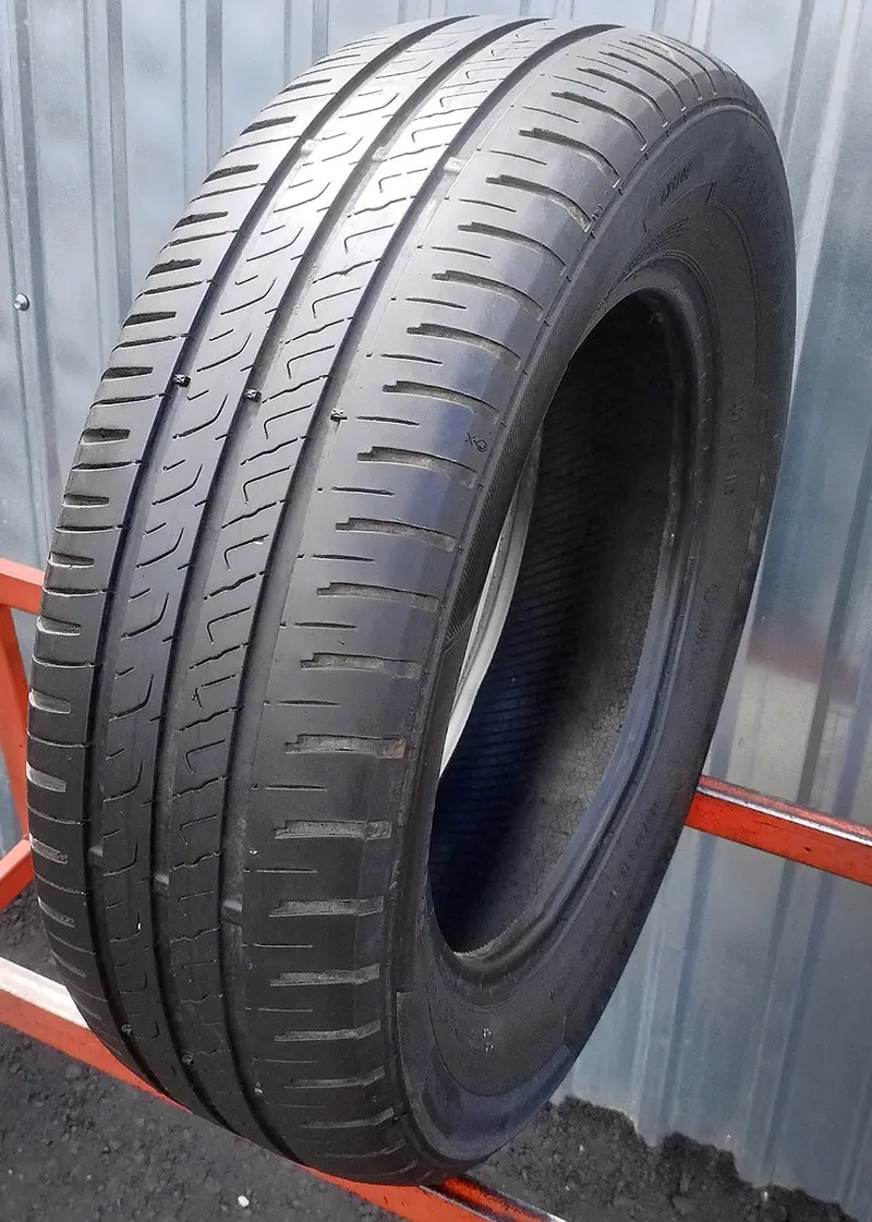 Б/у шина 195/65 R15 Barum Bravuris 5HM