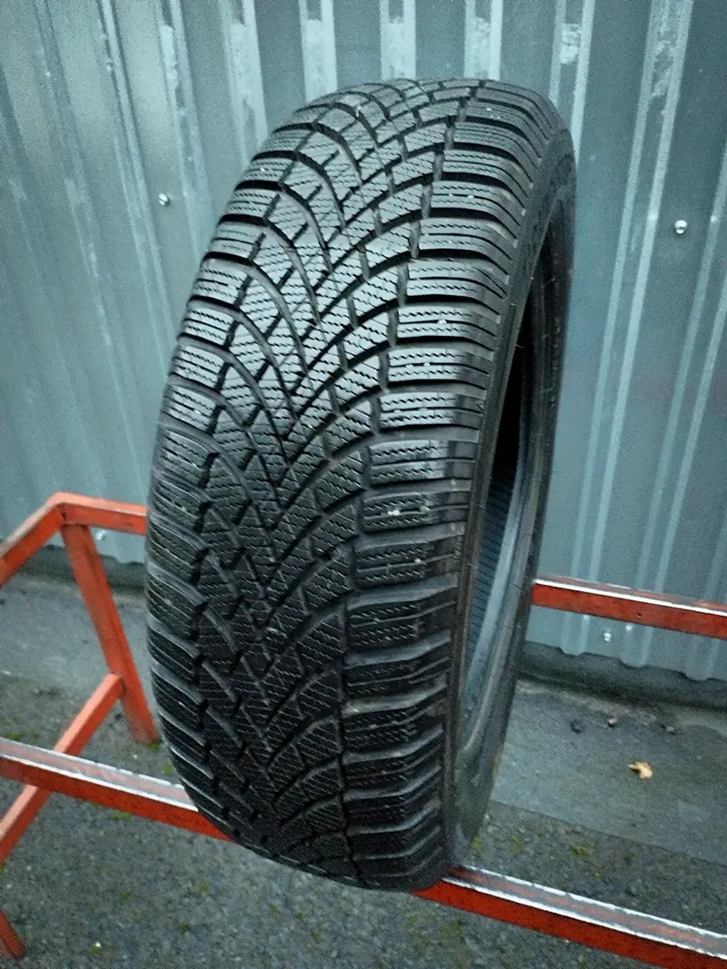 Б/у шина 195/65 R15 Bridgestone Blizzak LM-005
